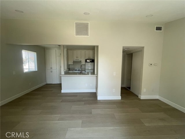 Building Photo - 3703 Country Oaks Loop