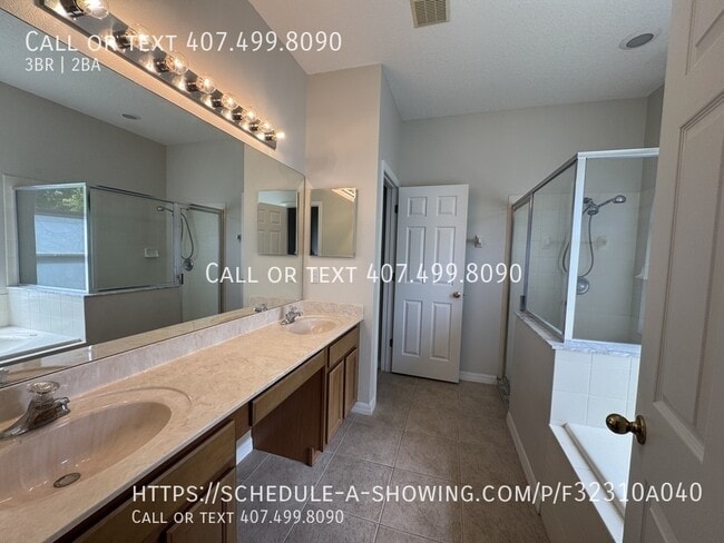 Building Photo - 250 Venetian Bay Cir