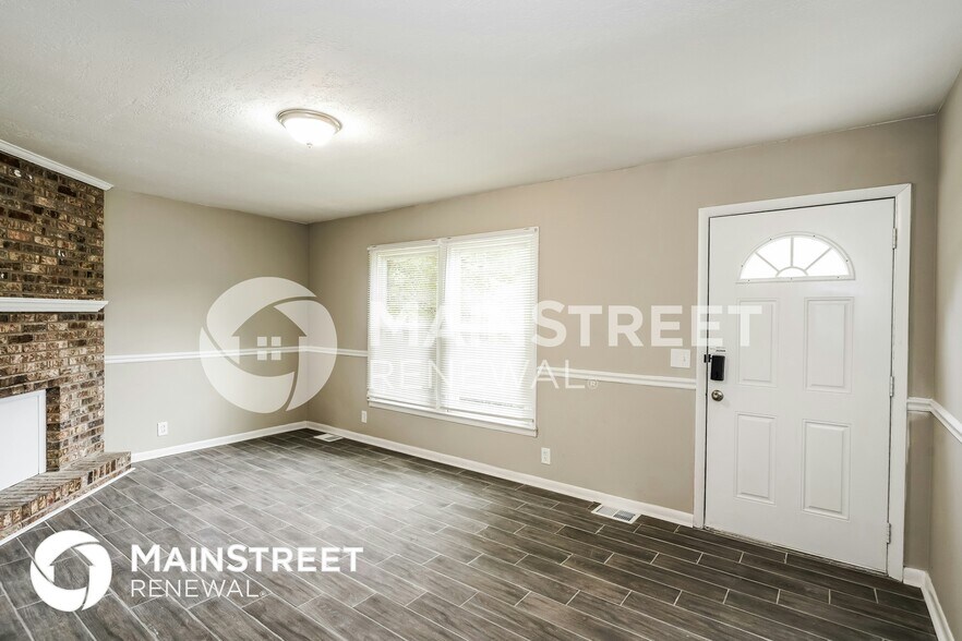 Building Photo - 233 Evergreen Cir