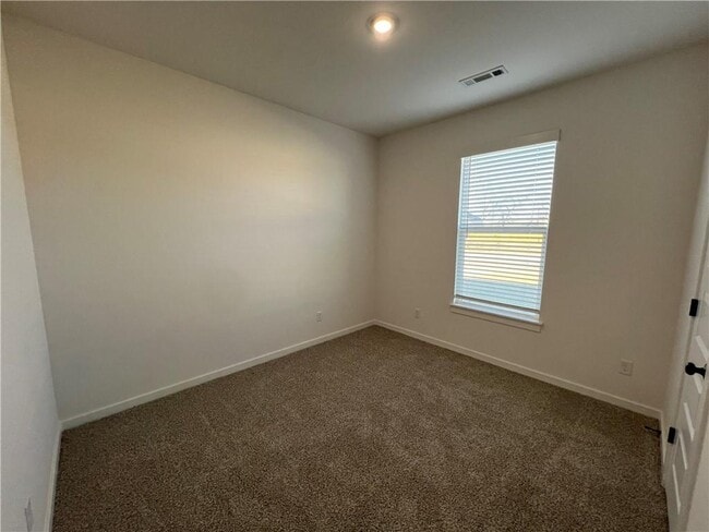 Building Photo - 7004 E Sugarloaf St