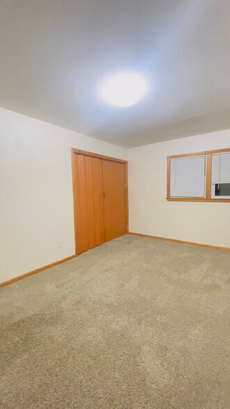 Building Photo - 33 Orne St