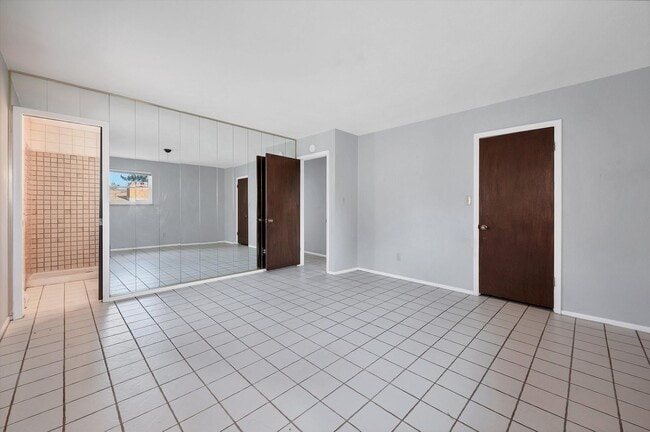 Building Photo - Beautiful 4 Bedroom Home in Wheatridge!!