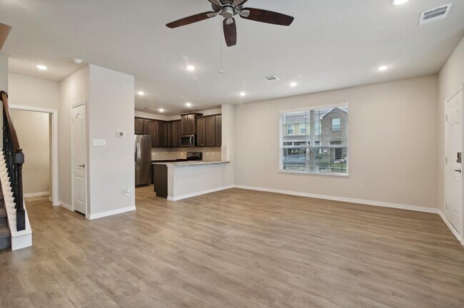 Building Photo - 15863 Sundew Prairie Dr