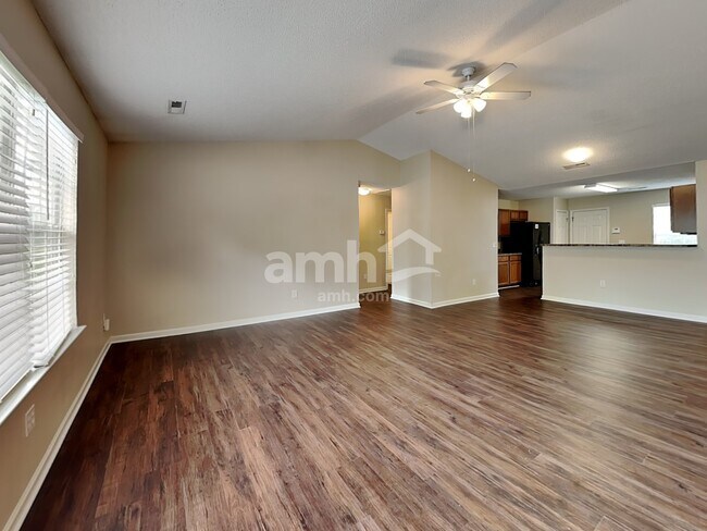 Building Photo - 112 Pope Ln