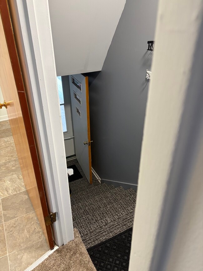 Building Photo - 18 S Julian St