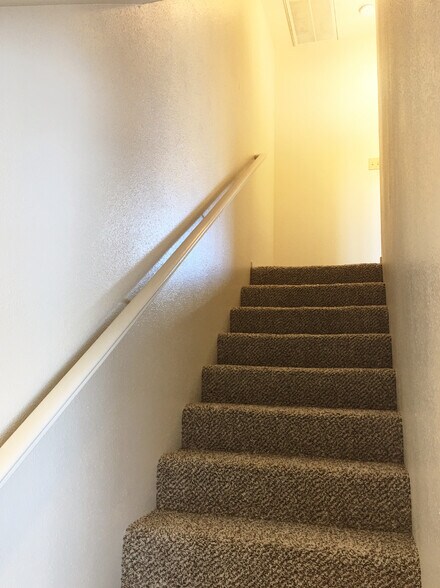 Stairs - 3129 Airport Rd