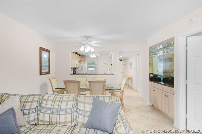 Building Photo - 10200 S Ocean Dr