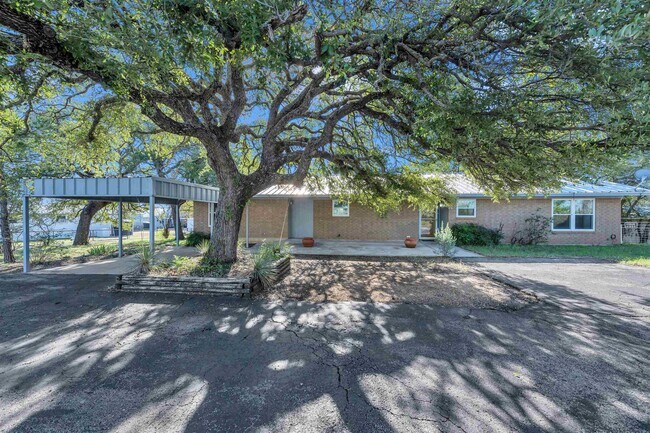 Building Photo - 403 Sunset Dr