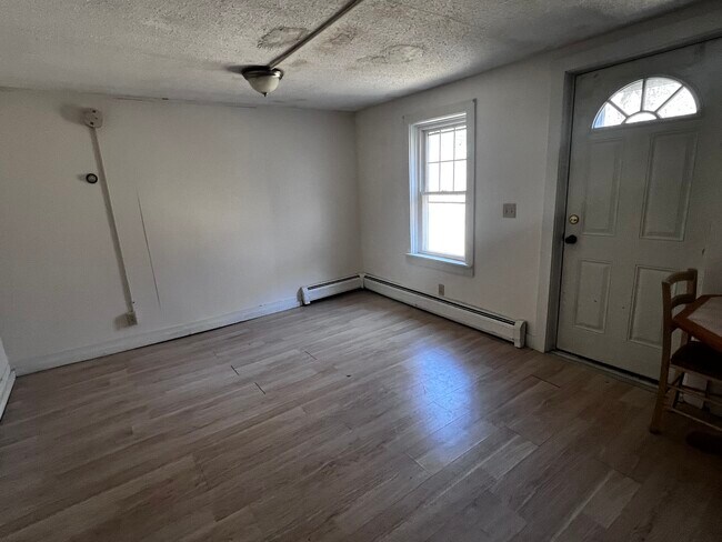 Building Photo - 886 VT RTE 110