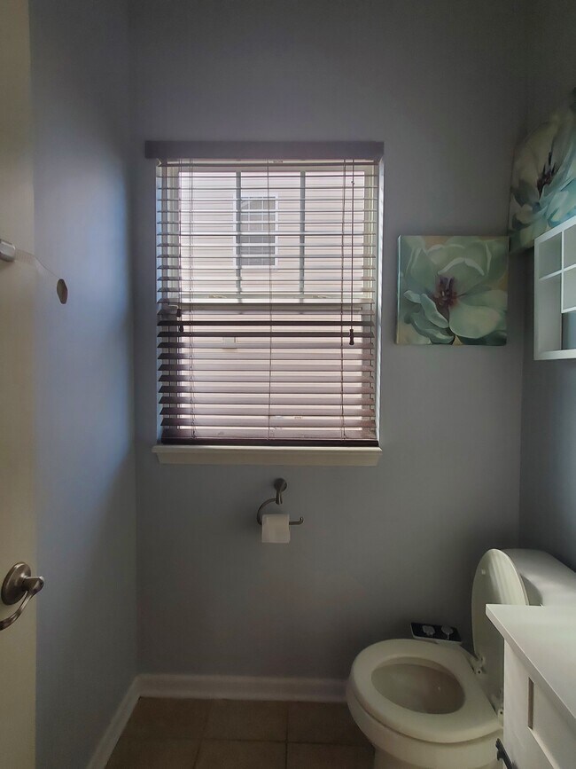 Building Photo - 13973 Catalina Dr