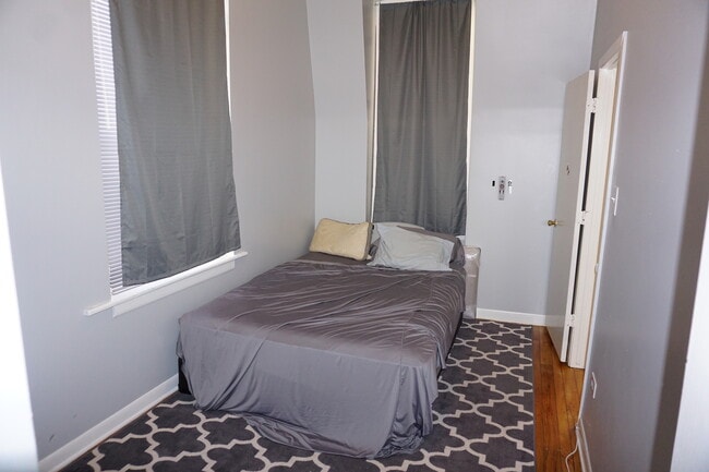 Building Photo - 1312 S Wabash Ave