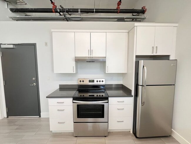 Building Photo - 5701 International Blvd