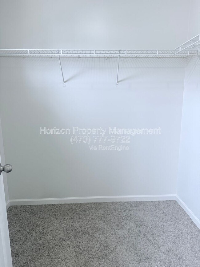 Building Photo - 6265 Smoke Ridge Ln