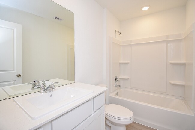 Building Photo - 6850 Flowering Ginger Ln