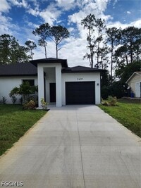 Building Photo - 2431 Lola Ave S