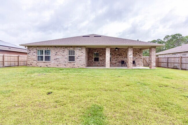 Building Photo - 9209 Ridge Rd