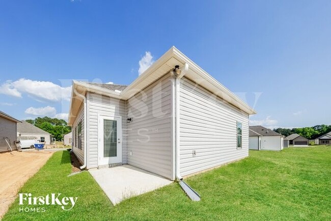 Building Photo - 61 Co Rd 1701