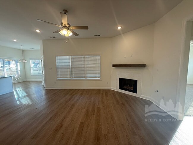 Building Photo - Beautiful NEW BUILD in Olive Branch, MS!