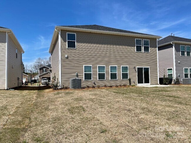 Building Photo - 110 Bird Dog Dr