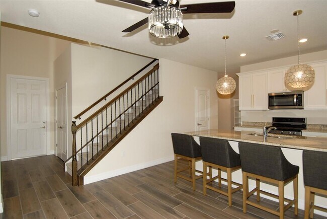 Building Photo - 4628 Pinehurst Trl E