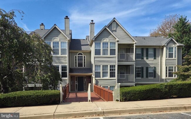 Building Photo - 13107 Briarcliff Terrace