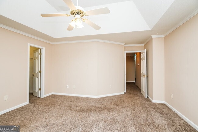 Building Photo - 6857 Robinwood Trail