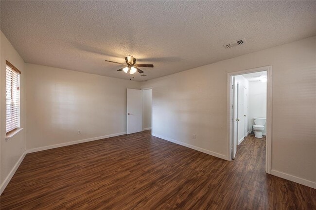 Building Photo - 39 La Buena Vista Dr