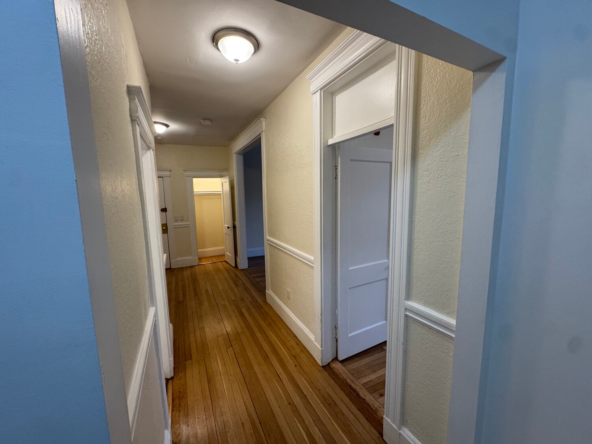 Building Photo - 1127 Commonwealth Ave