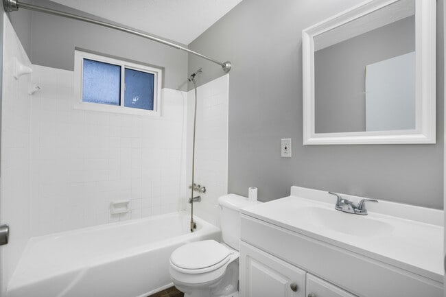 Building Photo - 4810 Guy Dr