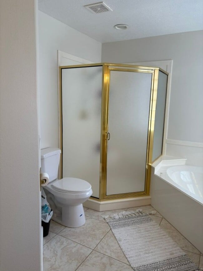Building Photo - Furnished Home in Sante Fe Vistas- Short T...