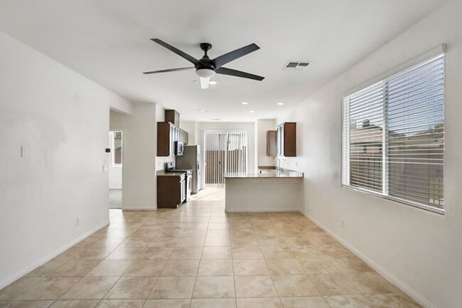 Building Photo - Beautiful 3 Bedroom Single Story West Vegas Home