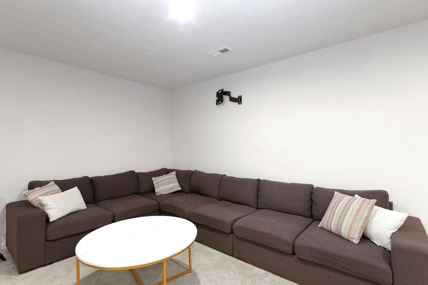 Building Photo - 4613 Kelly Ct