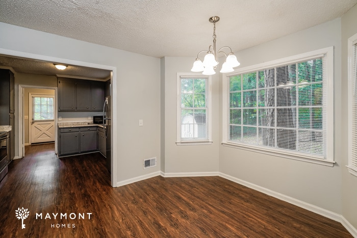 Building Photo - 1805 Woodvalley Ct