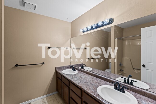 Building Photo - 3575 Brushwood Ln