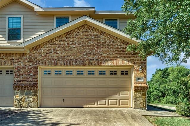 Building Photo - 339 Orbit Dr