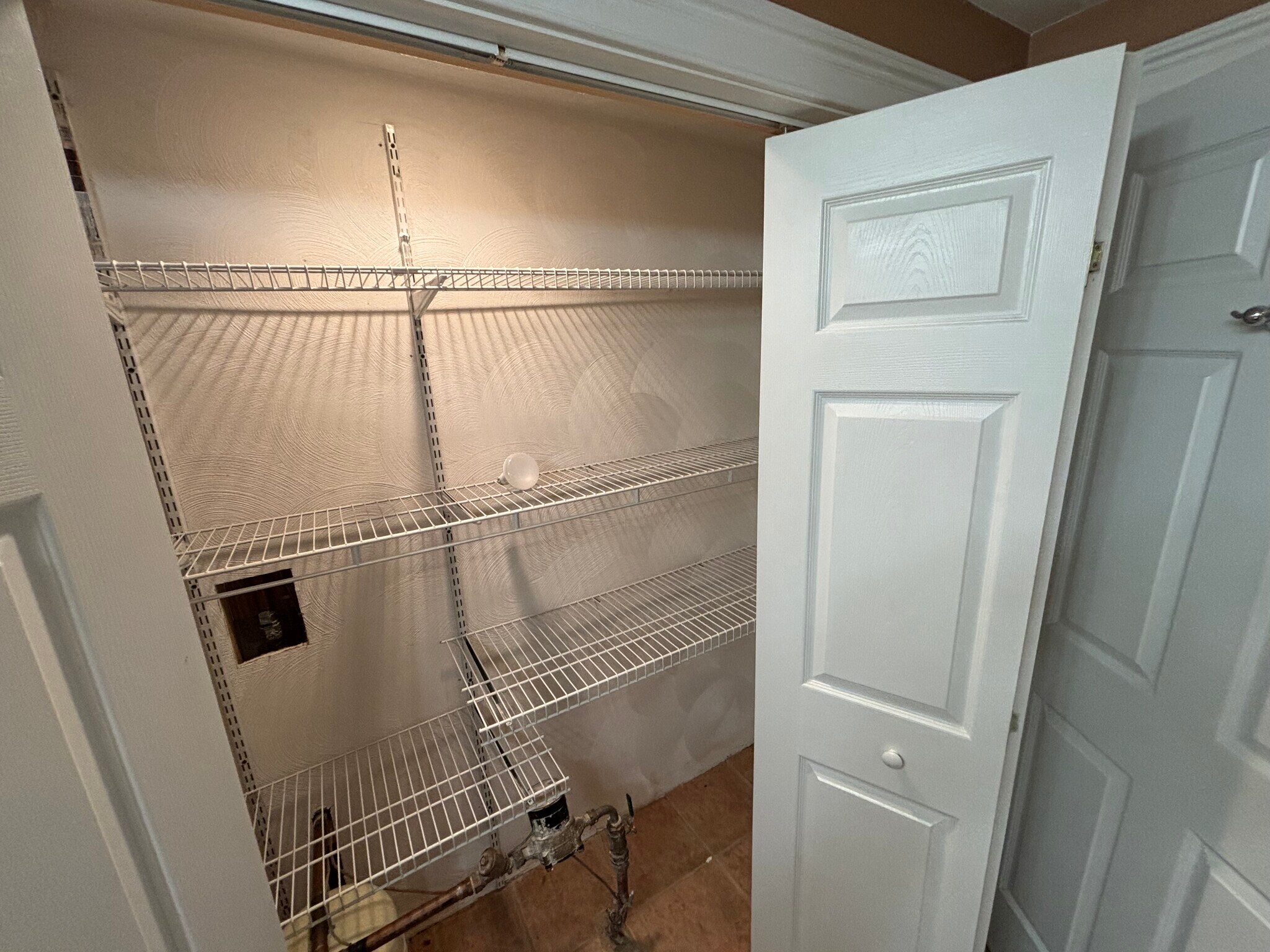 Building Photo - 30 Alfred St