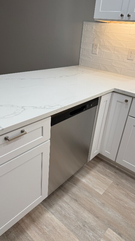 Building Photo - 500 Fairway Village Dr