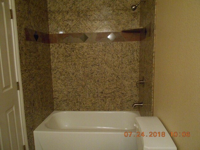 Building Photo - Single Story 4 Bedroom on 1/2 Acre Lot w/ Pool & Spa!