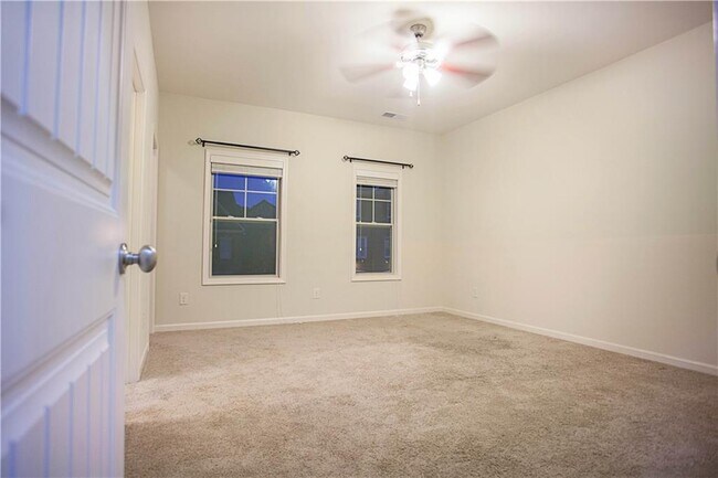 Building Photo - 1186 Composer Ln