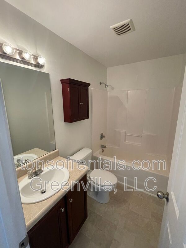 Building Photo - 518 Amber Crest Ct