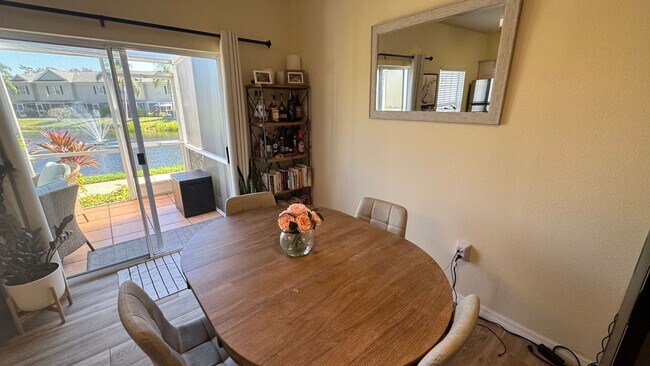 Building Photo - Unfurnished Annual Rental Available 1/1/26