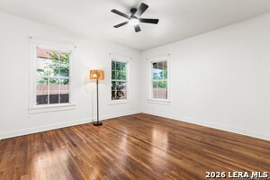 Building Photo - 1822 W Magnolia Ave