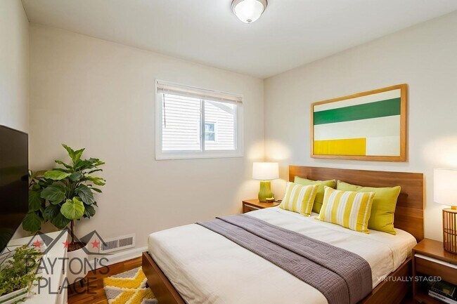 Building Photo - Spacious Single Family home with Huge Backyard and Parking