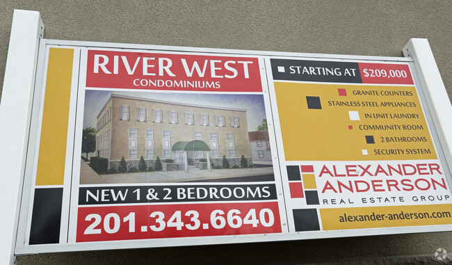 Building Photo - Riverwest Condominiums