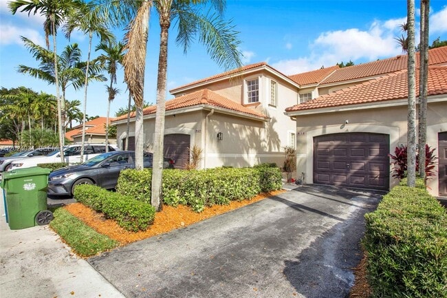Building Photo - 850 Sorrento Dr