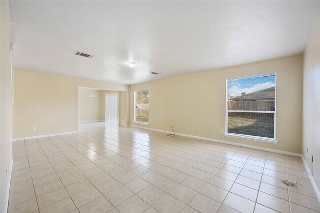 Building Photo - 4806 Cotton Ridge Trail