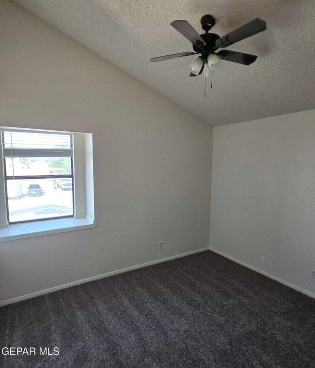 Building Photo - 11920 Pueblo Del Rio Way