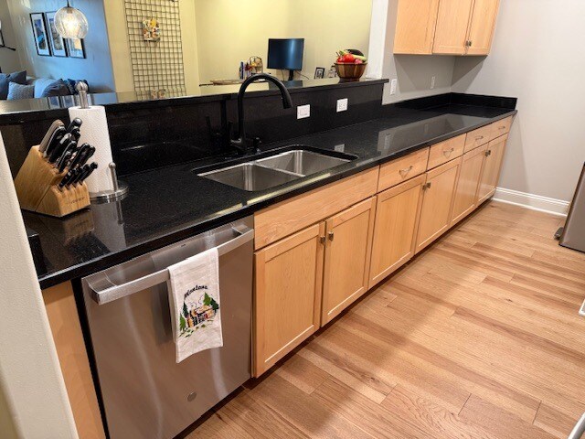 Lots of counter space - 1925 N Water St