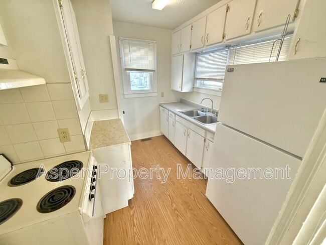 Building Photo - 1510 S 10th St