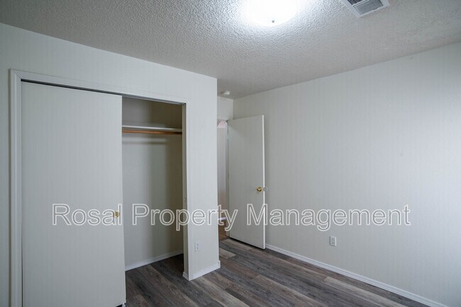 Building Photo - 1900 Cielo Oeste Pl NW